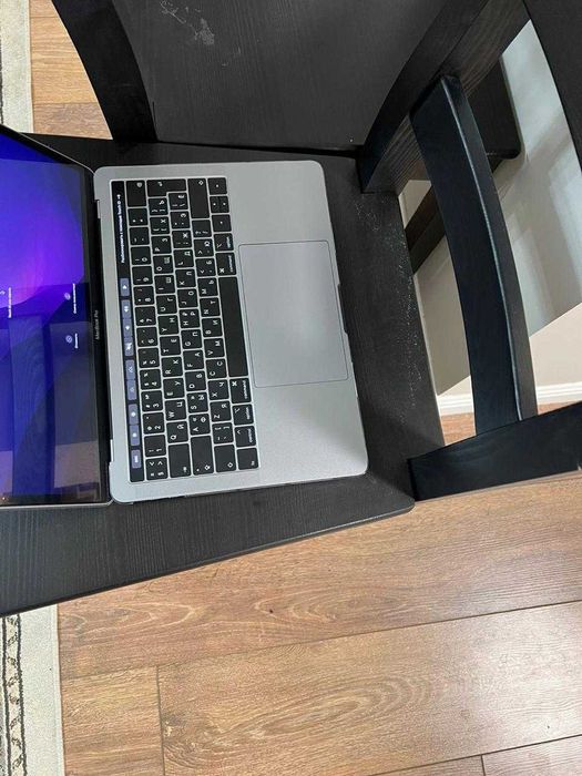 Macbook Pro 13 2019 Touch Bar