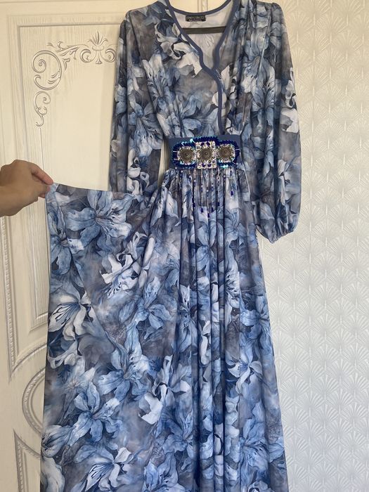 Платье вечернее