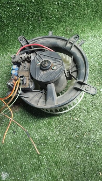 Моторчик печки Mercedes