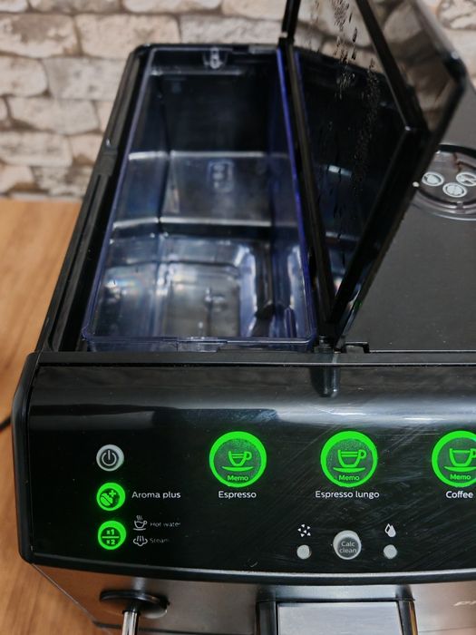 Espressor automat Philips HD8827