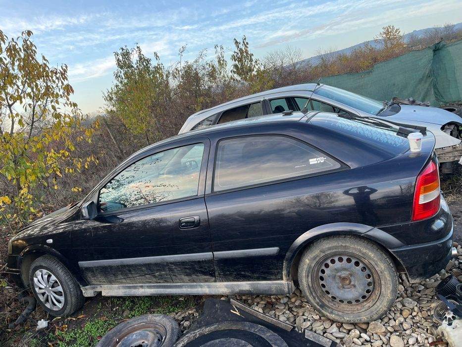 Dezmembrez opel astra g 1.8i 1.6i 8v 16v