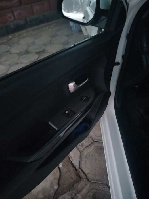 Продам машину в идеальном состояник