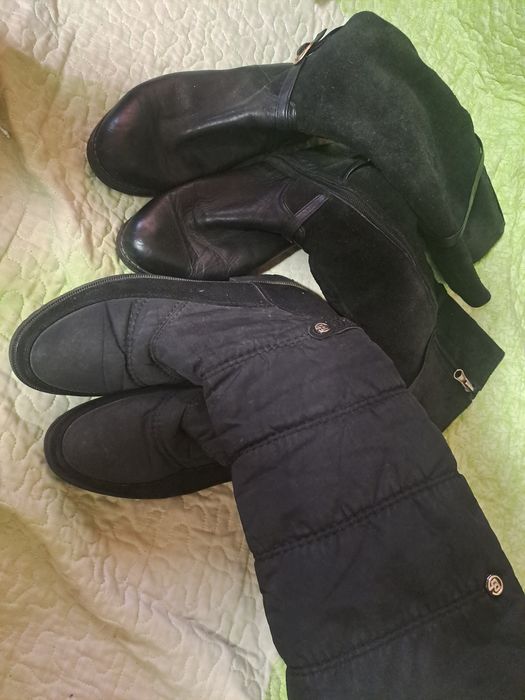 Женские сапоги продам