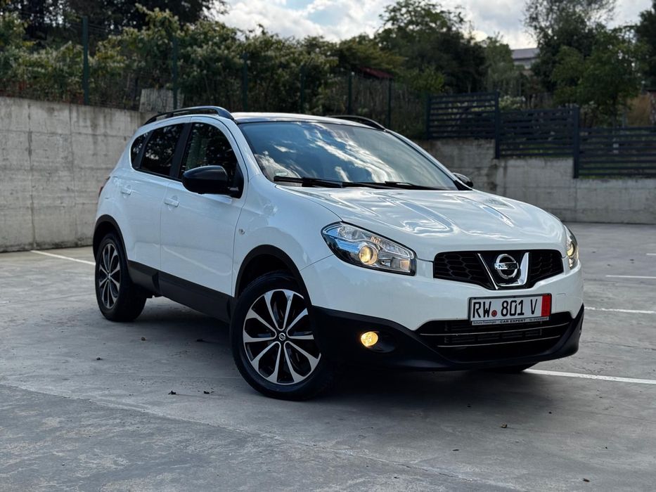 Nissan Qashqai TEKNA 2wd Navigatie Piele Panoramic Camere360 Senzori Carlig