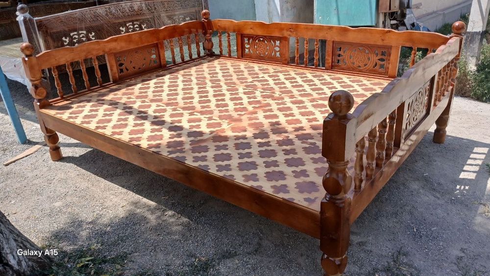 Hovli uchun soʻrilar