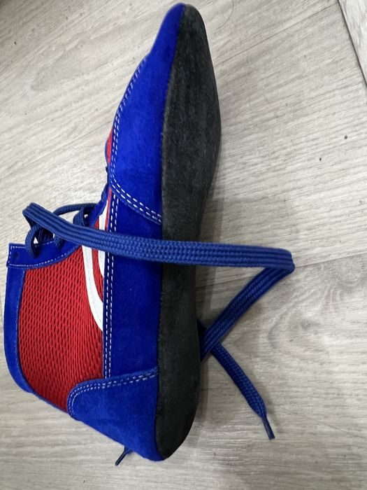 Продам Обувь для самбо (самбовки, борцовки)