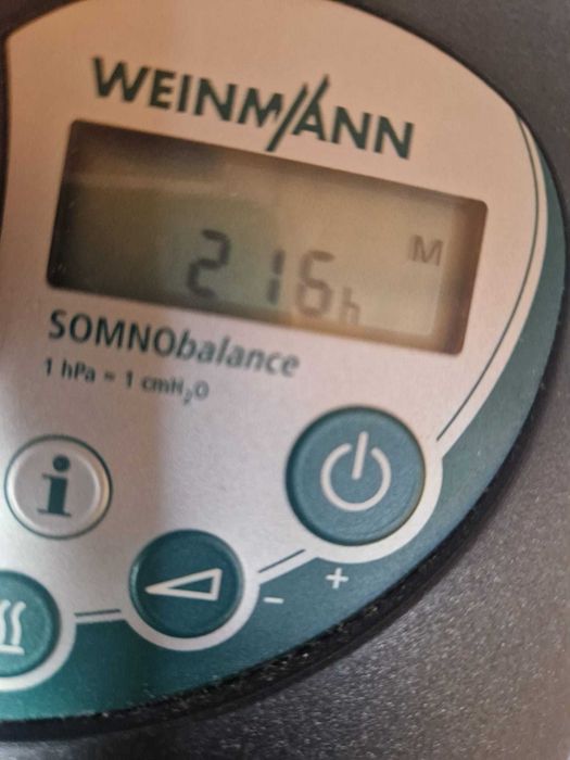 Apara CPAP complet cu masca si furtun