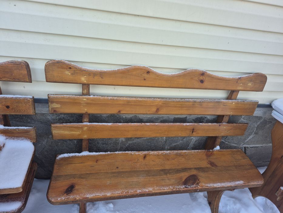 Прочная деревянная мебель для двора