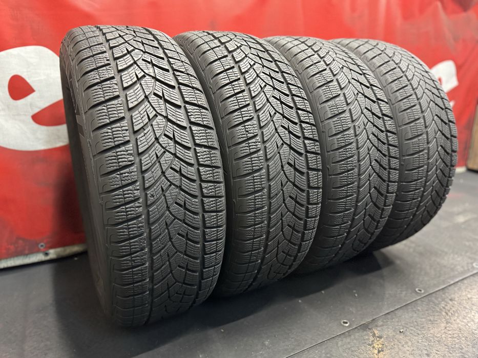 235 60 18, Зимни гуми, Goodyear UltraGripPerformance, 4 броя