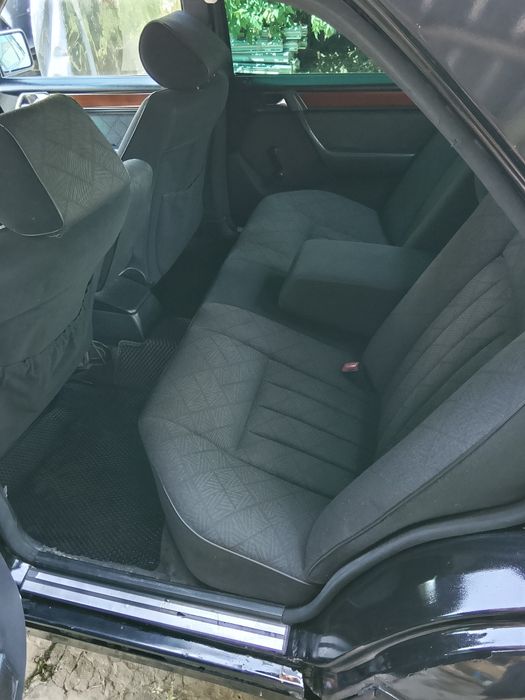 Продам  Мерседес Е320