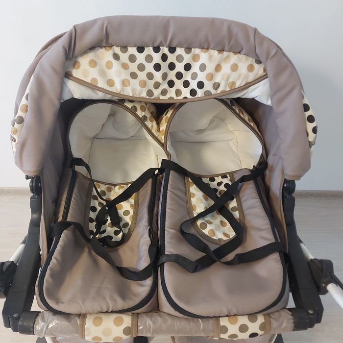 Детская коляска для двойни Bajtek Rexton (Польша).