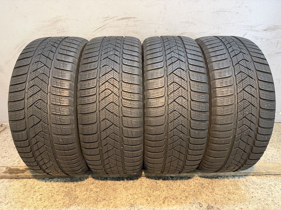 Гуми 225/45/17 PIRELLI Sottozero Winter