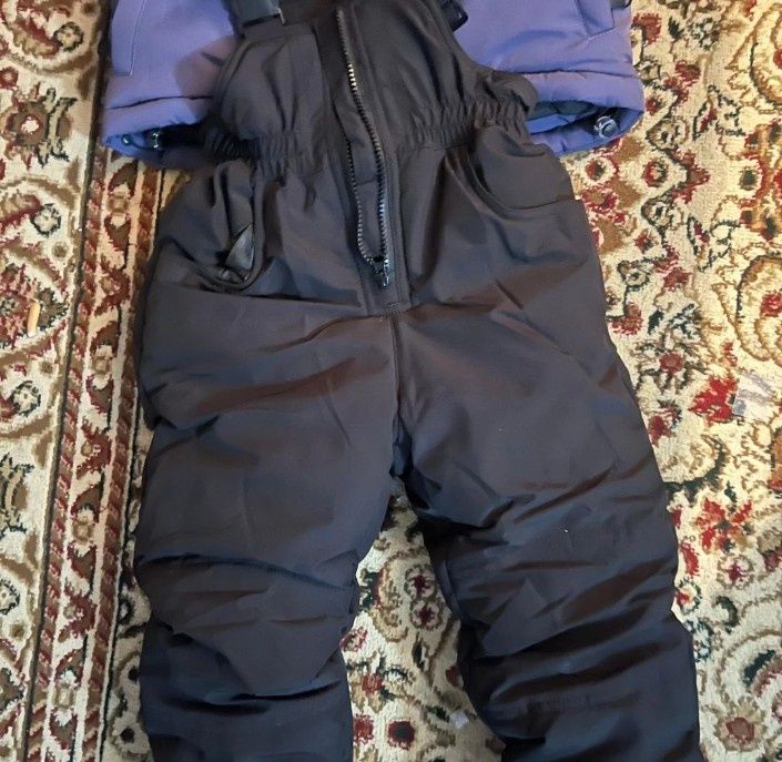 Зимний костюм (полукомбинезон)