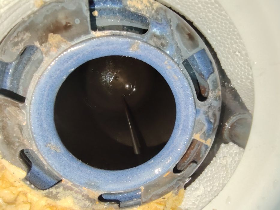 Ariston tozalash remont o'rnatish xizmatlari