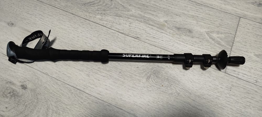 Треккинговая палка