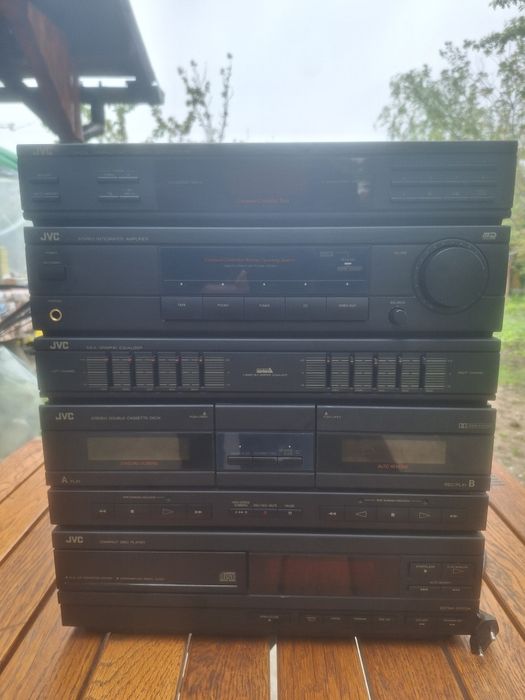 Sistem audio  JVC, modelul CA-E33LBK