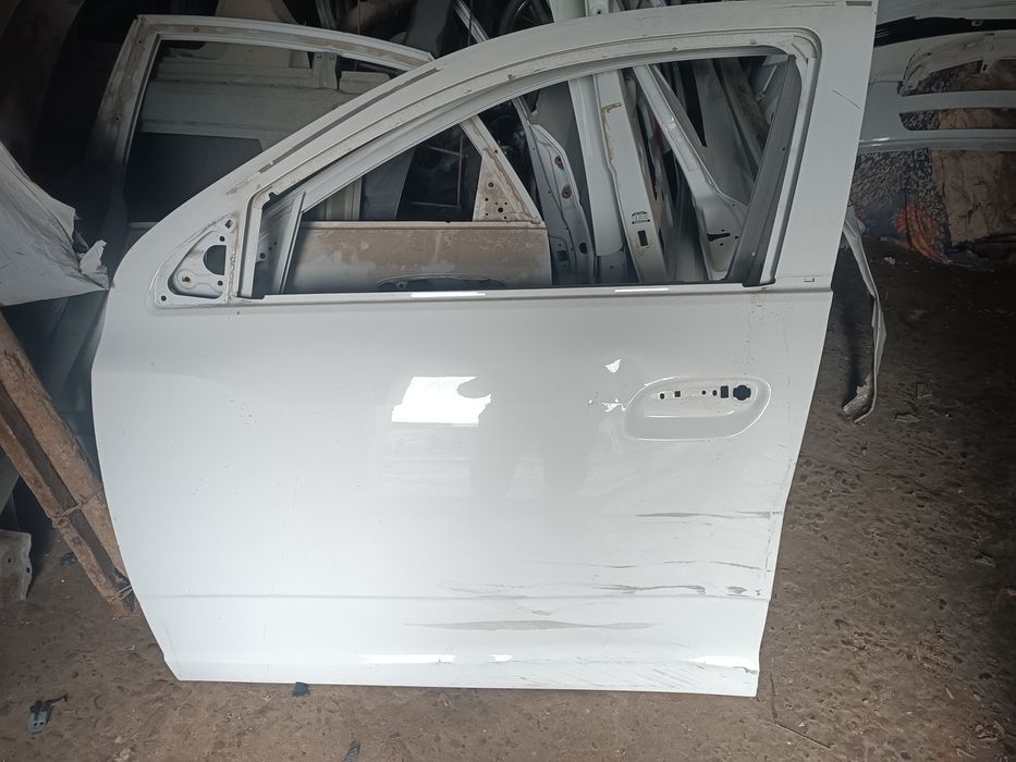 Koblt eshik radnoy kraska toza