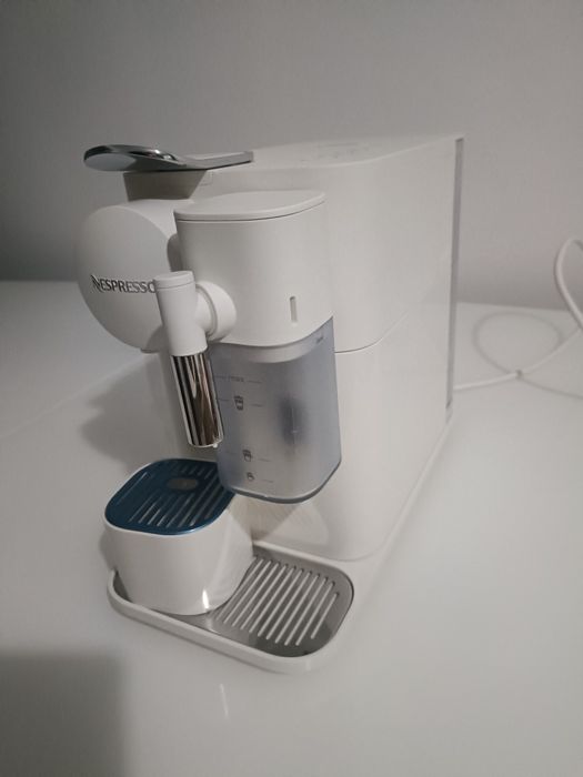Espressor Nespresso by De’Longhi Lattissima One Evolution EN510.W