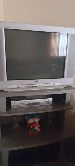 Sony televizor 2005yil patstavkasi bilan