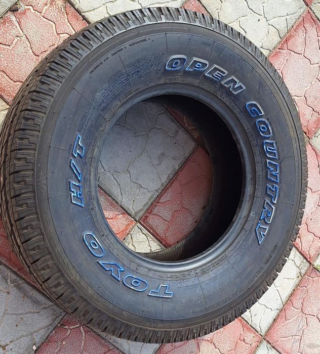 Шина Toyo 275/70/16 2 шт