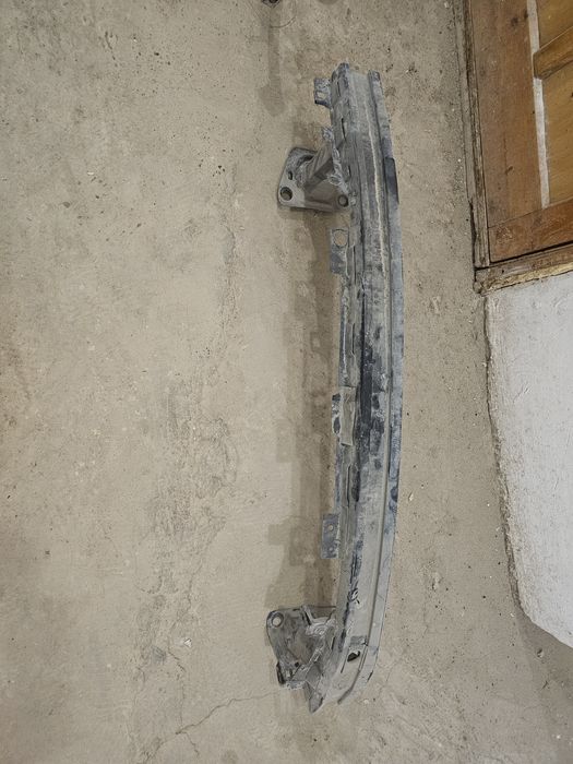 Запчасти на Рено