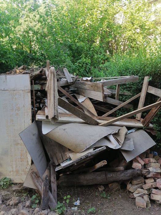 Срочно утин сотилади