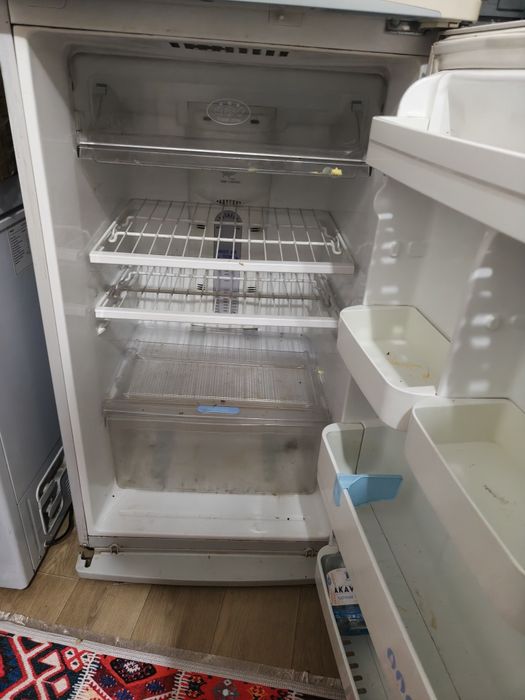 Продам холодильник