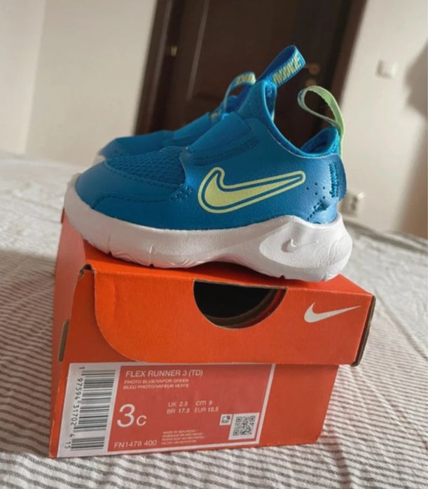 Nike Flex Runner Kids ,18,5, Noi in cutie
