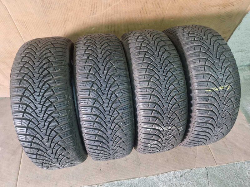 4 Goodyear R16 205/55
зимни гуми DOT2618