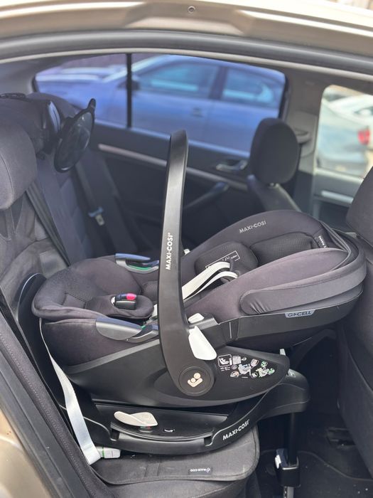 Scoica auto Maxi-Cosi Pebble 360 Pro 2 cu baza isofix Maxi-Cosi Familyfix 360 Pro