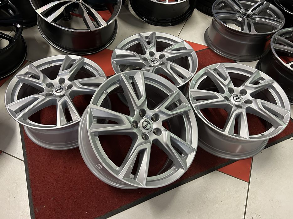 18 цола 5х108 Volvo  S60, V40, V50, V60, V70, XC40, XC60, XC70 Оригина