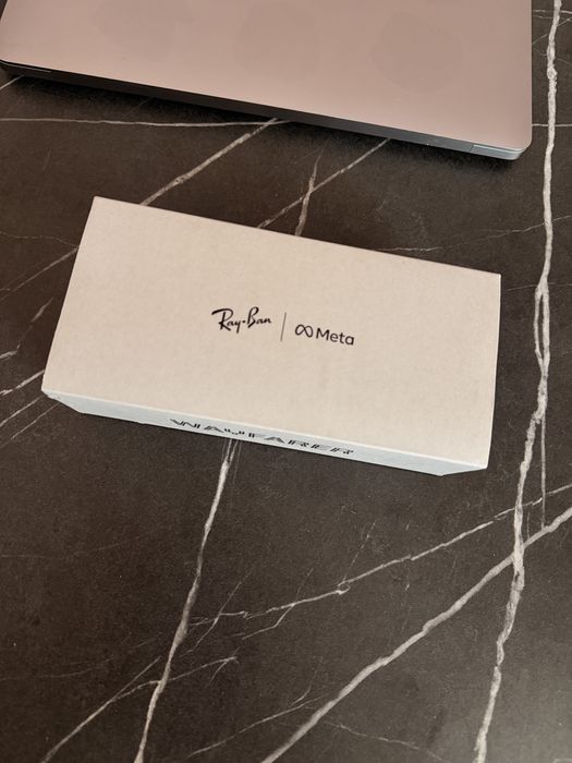 Ray-Ban Meta Wayfarer хамелеон  (Smart очки) новые, не вскрытые