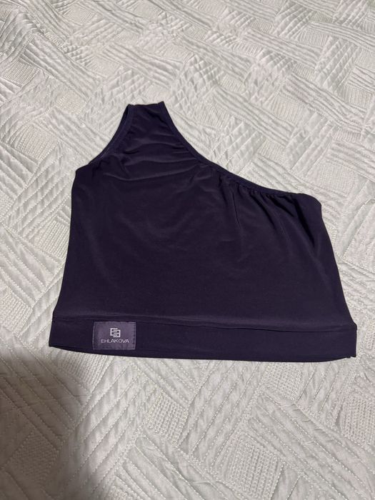 Продам одежду для спортивно бальных танцев.