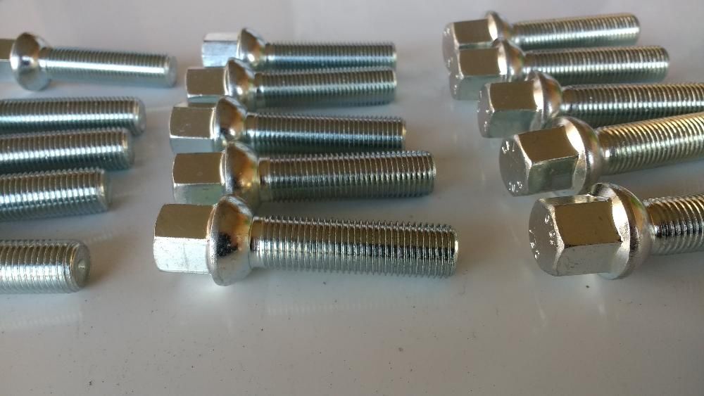 Prezoane lungi 73 mm M14 pas 1,5 Jante aliaj