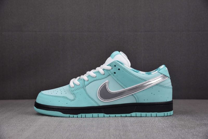 Обувки Nike Dunk SB Low