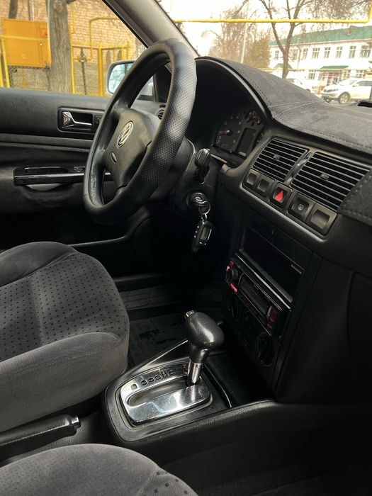 Фольсваген Гольф-4