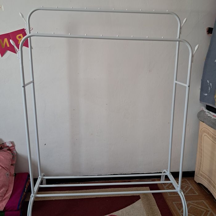 3 орындық 1000тг. Вешалька (темір)5000тг