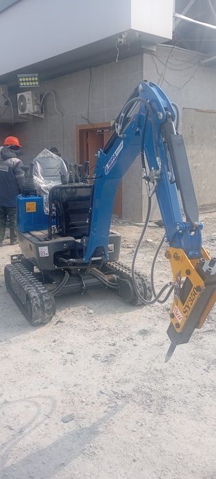 Mini ekskator rippa r10 sotiladi