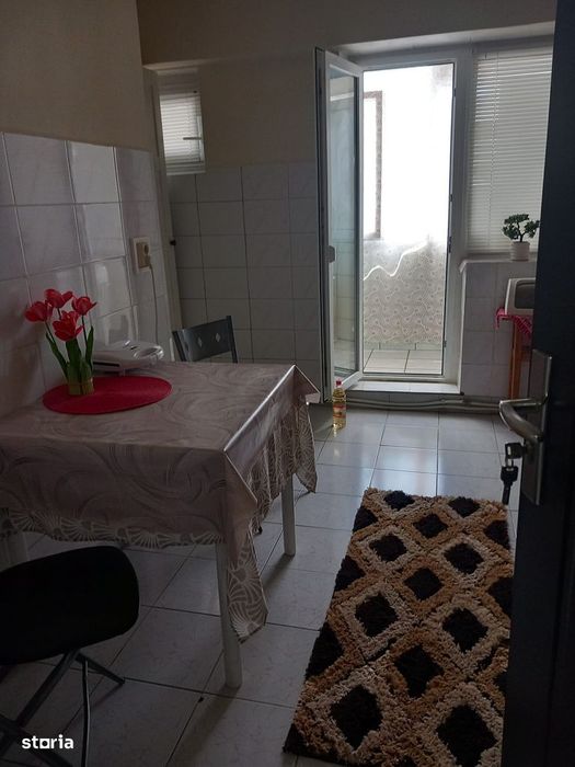Apartament 2 camere, balcon, gata de utilizare