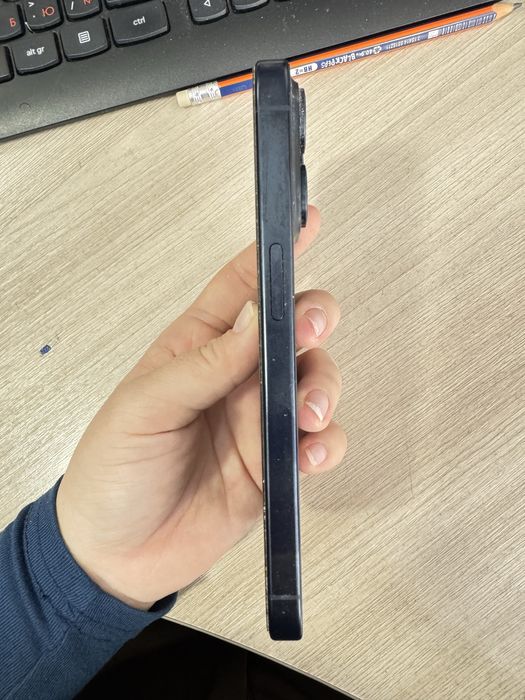 Iphone 15 Pro телефон