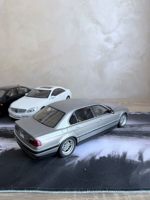 Колекционерски модел BMW E38 750il 1/18 OttoMobile