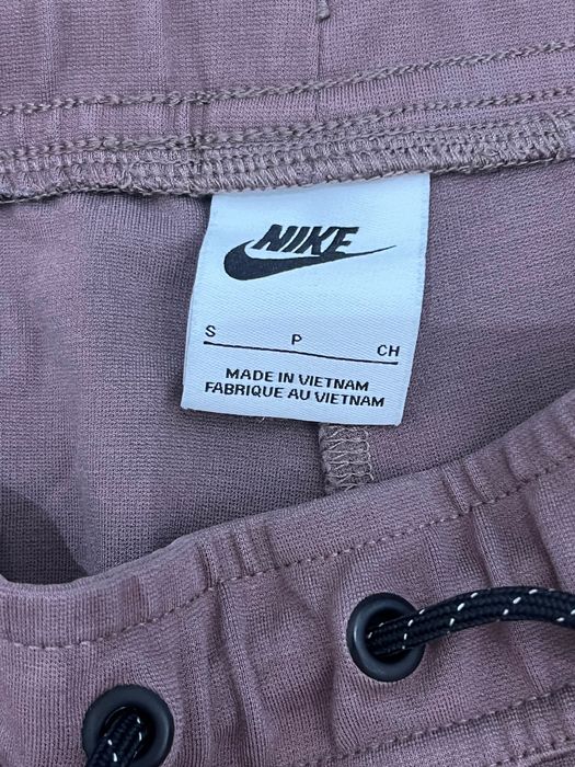 Nike tech fleece къси гащи