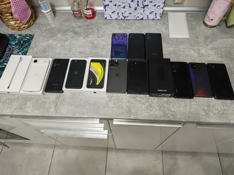 iPhone&Samsung In stare foarte buna perfect funcționale libere rețea