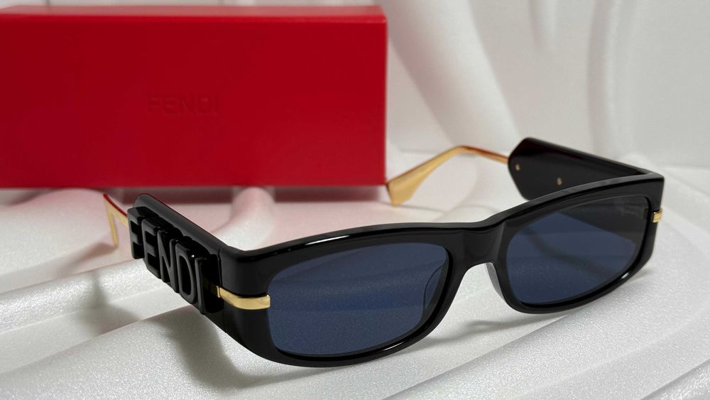 Оригинални Дамски слънчеви очила Fendi