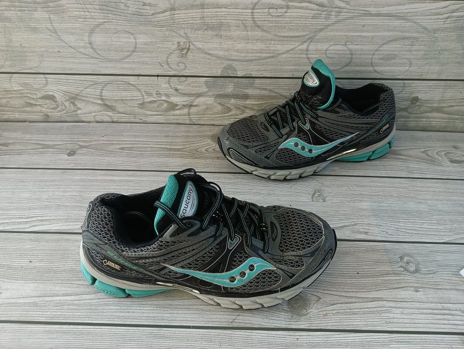 Saucony Gore tex N 37,5