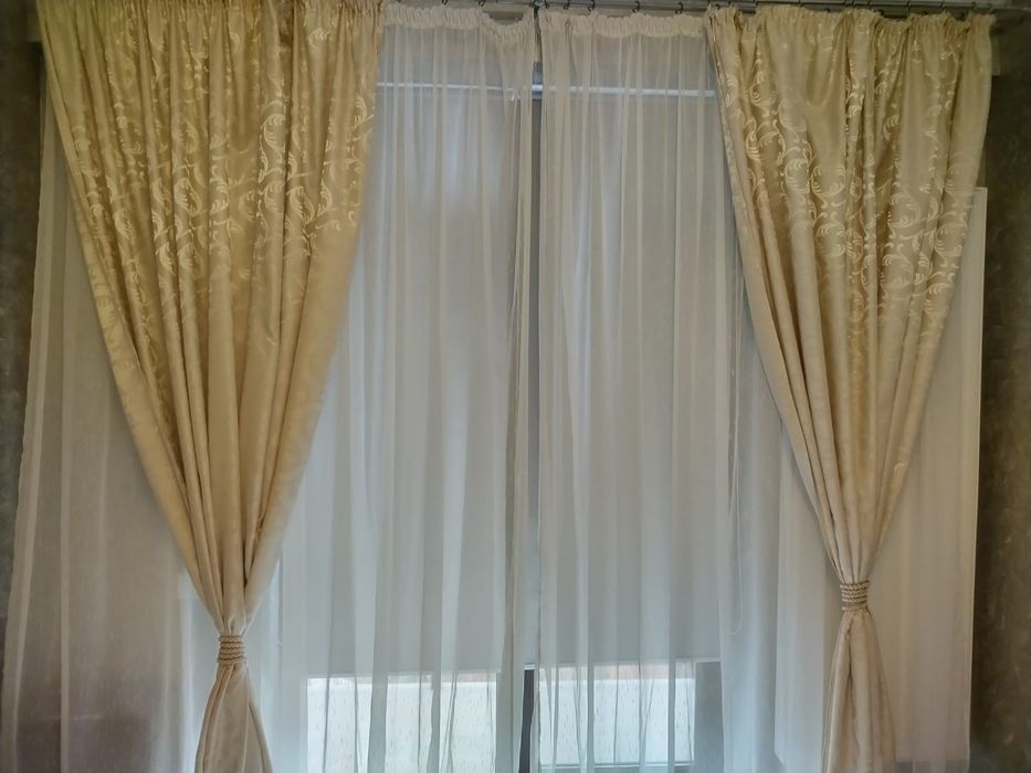 Draperie crem living sau dormitor 5 m l, 2.65 m H