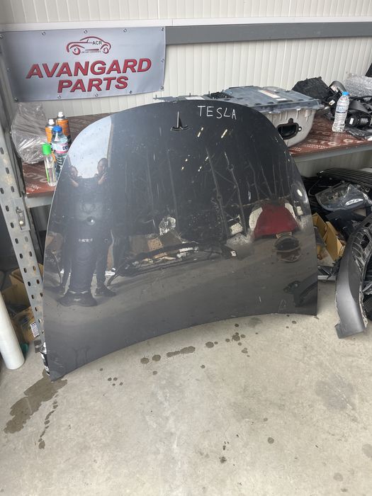 капак Tesla Model Y 2020-2023