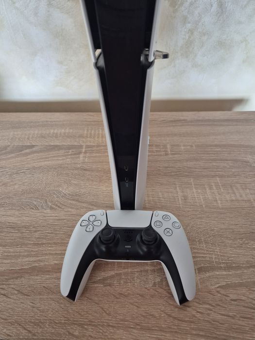 Vănd ps 5 digital edition 1 TB