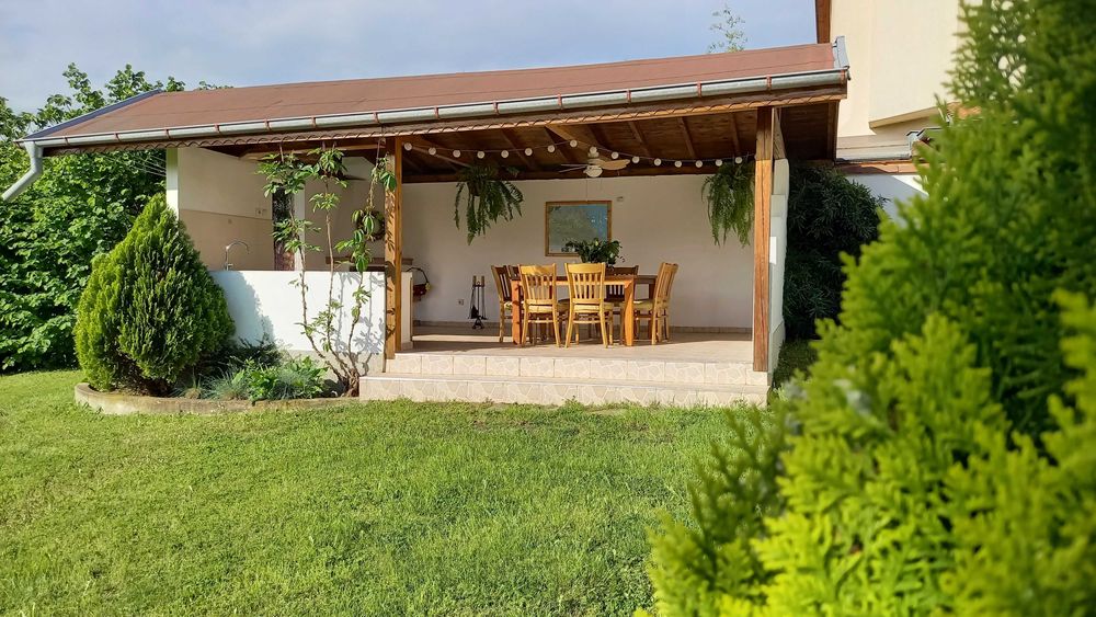 Вила Велика /8 места/ - на 10 плажа, за  10 минутки, до 10 километра