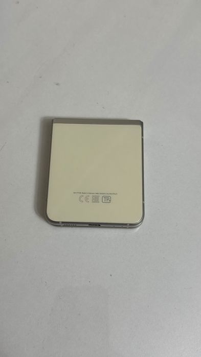 samsung galaxy z flip 3